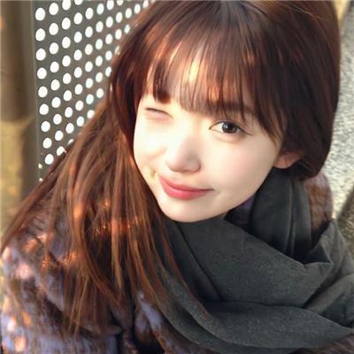 比基尼少女